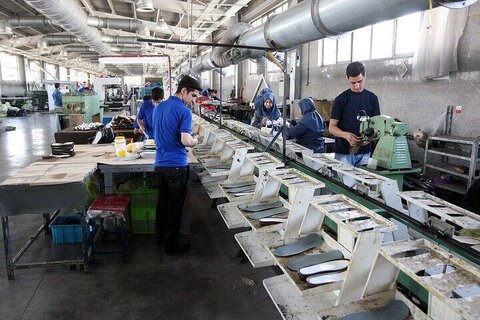 شناسایی و رتبه بندی استان‌های محروم براساس شاخص‌های صنعتی، معدنی و تجاری