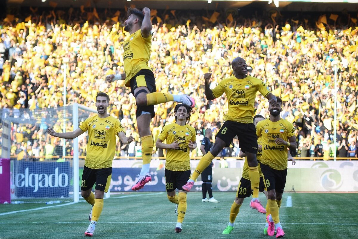 خلاصه بازی سپاهان - مس رفسنجان/ قهرمانی پنجم با دبل شهریار
