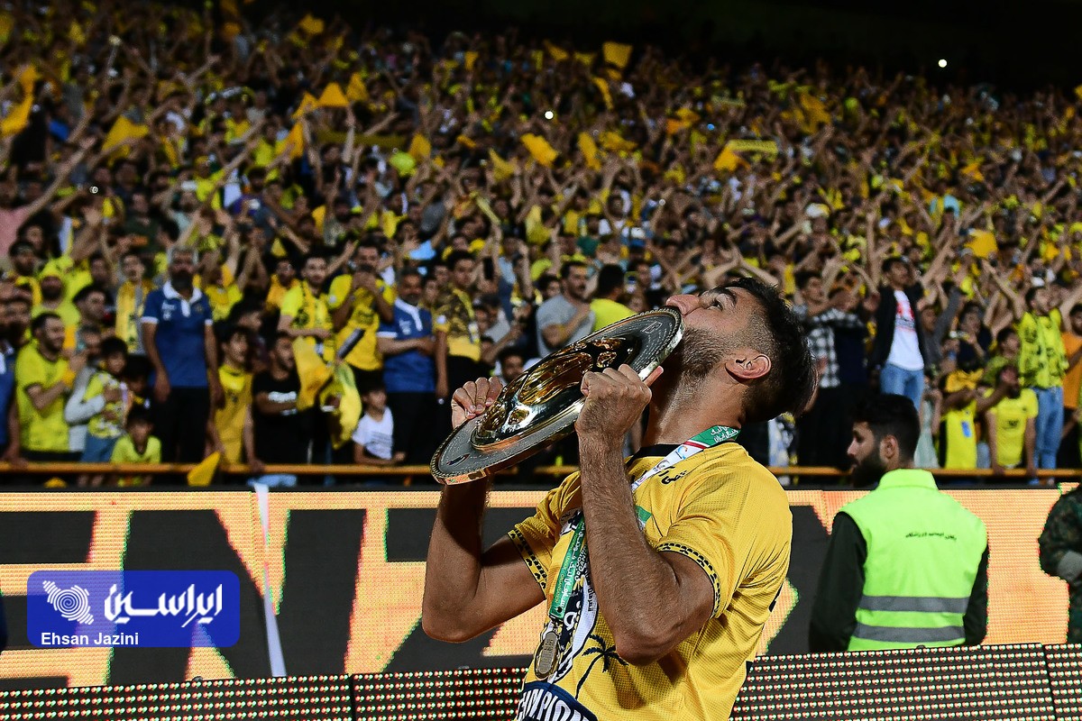 طلایی که از دل فولاد آمد