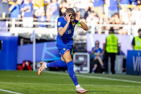 صدرنشینی اتریش و دومی فرانسه/ طلسم امباپه شکست