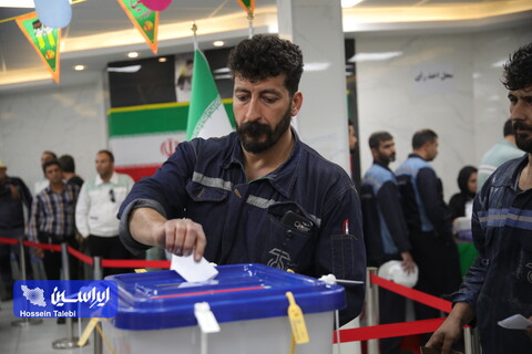 برگزاری انتخابات ریاست جمهوری در ناحیه فولادسازی شرکت فولاد مبارکه