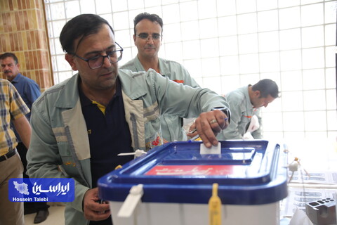 برگزاری انتخابات ریاست جمهوری در ناحیه نورد گرم شرکت فولاد مبارکه