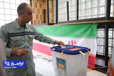 برگزاری انتخابات ریاست جمهوری در ناحیه نورد گرم شرکت فولاد مبارکه