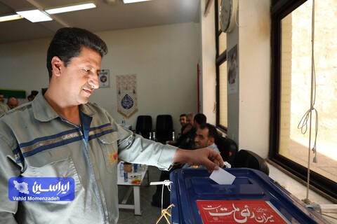 برگزاری انتخابات ریاست جمهوری در ناحیه نورد سرد شرکت فولاد مبارکه