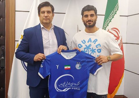 زکی‌پور به استقلال پیوست