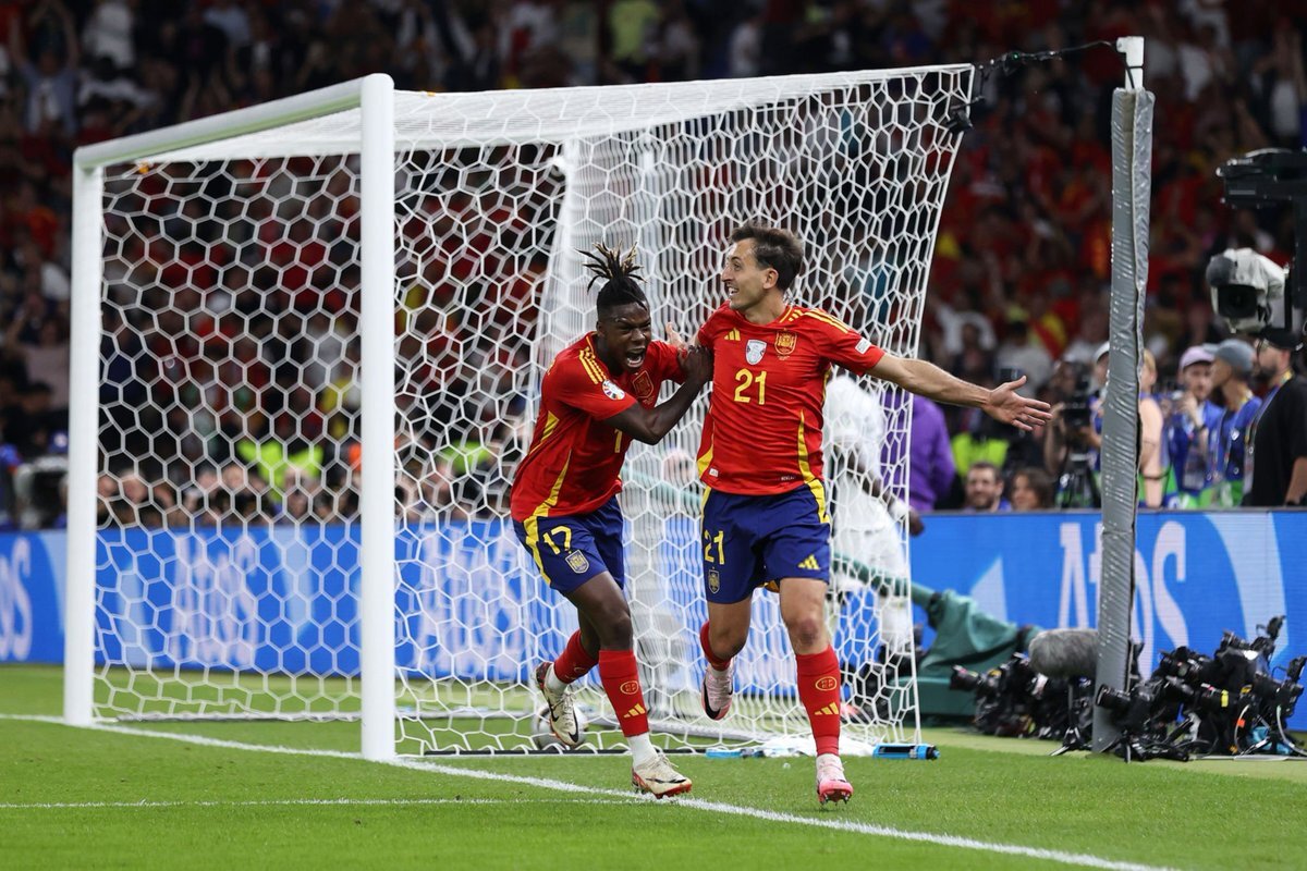 اسپانیا برای چهارمین مرتبه قهرمان یورو شد/ انگلیس باز هم فینال را باخت!