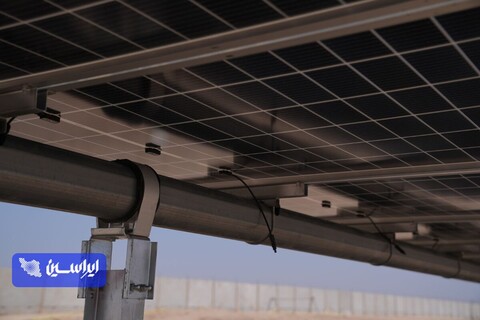 کلنگ نیروگاه خورشیدی ۱۰۰ مگاواتی در کاشمر به زمین زده شد