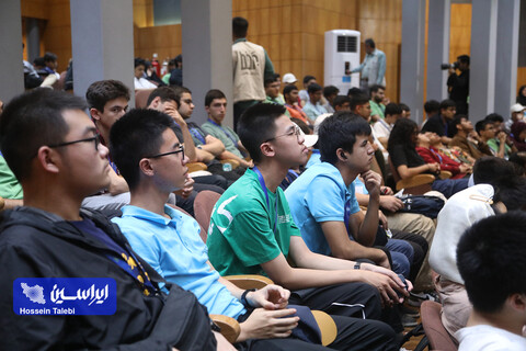 بازدید دانش‌آموزان نخبه شرکت کننده در المپیاد فیزیک از شرکت فولاد مبارکه