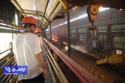 بازدید دانش‌آموزان نخبه شرکت کننده در المپیاد فیزیک از شرکت فولاد مبارکه