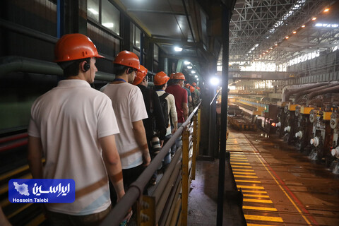 بازدید دانش‌آموزان نخبه شرکت کننده در المپیاد فیزیک از شرکت فولاد مبارکه