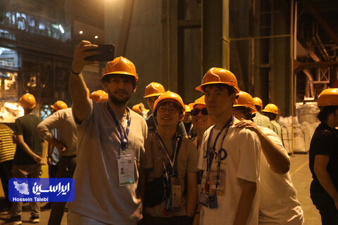 بازدید دانش‌آموزان نخبه شرکت کننده در المپیاد فیزیک از شرکت فولاد مبارکه