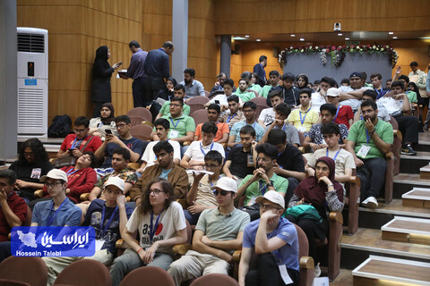 بازدید دانش‌آموزان نخبه شرکت کننده در المپیاد فیزیک از شرکت فولاد مبارکه