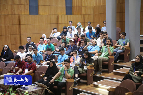 بازدید دانش‌آموزان نخبه شرکت کننده در المپیاد فیزیک از شرکت فولاد مبارکه