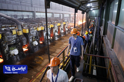 بازدید دانش‌آموزان نخبه شرکت کننده در المپیاد فیزیک از شرکت فولاد مبارکه