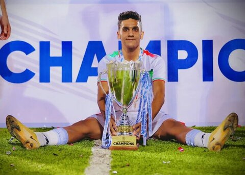 یک مدافع مدافع جوان در جمع سرخ‌پوشان پایتخت