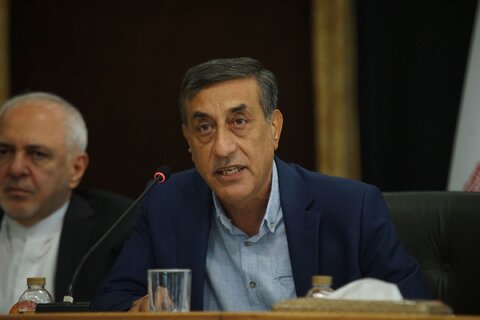 دولت چهاردهم متشکل از همه گرایش‌ها و نگاه‌های سیاسی است