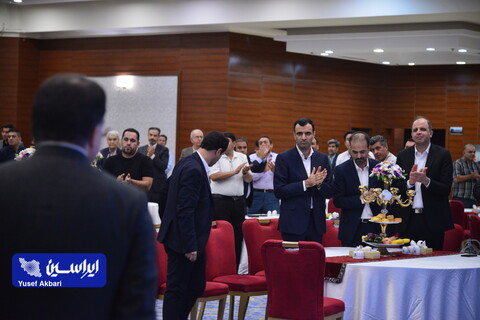 نشست صمیمی شرکت فولاد مبارکه و شرکای کسب و کار عرصه لوازم خانگی