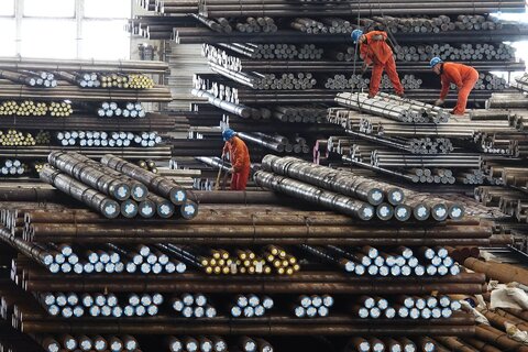 عرضه ۵ محصول فولادی در بازار بورس کالای امروز