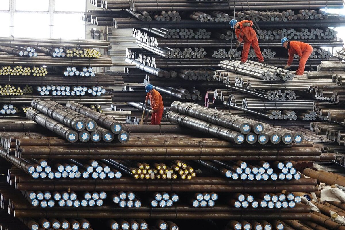 عرضه ۵ محصول فولادی در بازار بورس کالای امروز