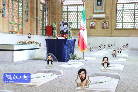 تجدید میثاق رئیس جمهور و اعضای هیئت دولت چهاردهم با آرمان‌های امام راحل