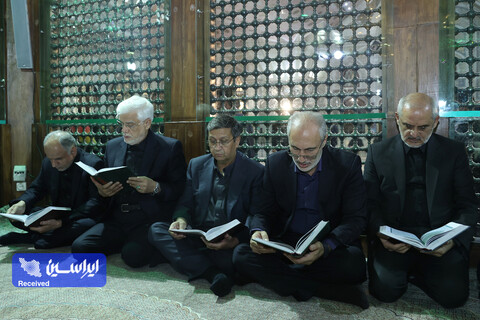 تجدید میثاق رئیس جمهور و اعضای هیئت دولت چهاردهم با آرمان‌های امام راحل