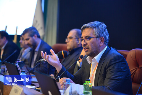 پنل چهارم همایش «توسعه متوازن و پایدار صنعت آهن و فولاد ایران»