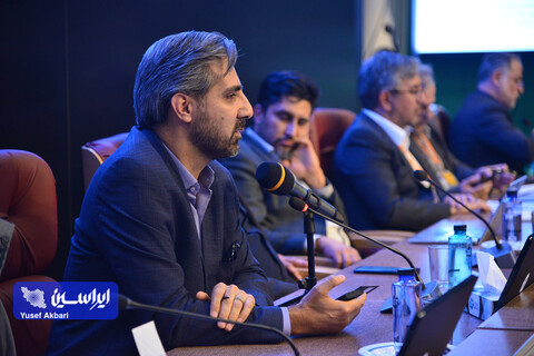 پنل چهارم همایش «توسعه متوازن و پایدار صنعت آهن و فولاد ایران»