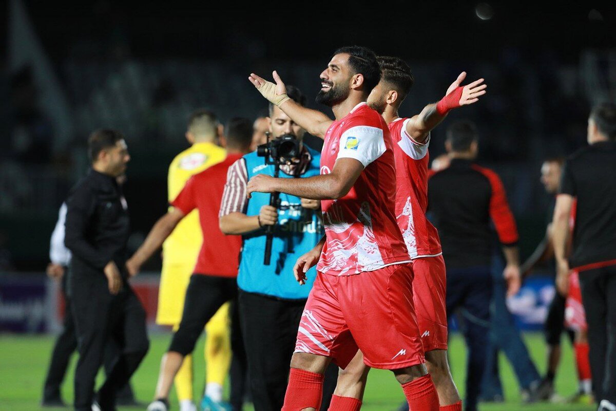 برد شیرین پرسپولیس در دربی/ استقلال در اراک کم آورد