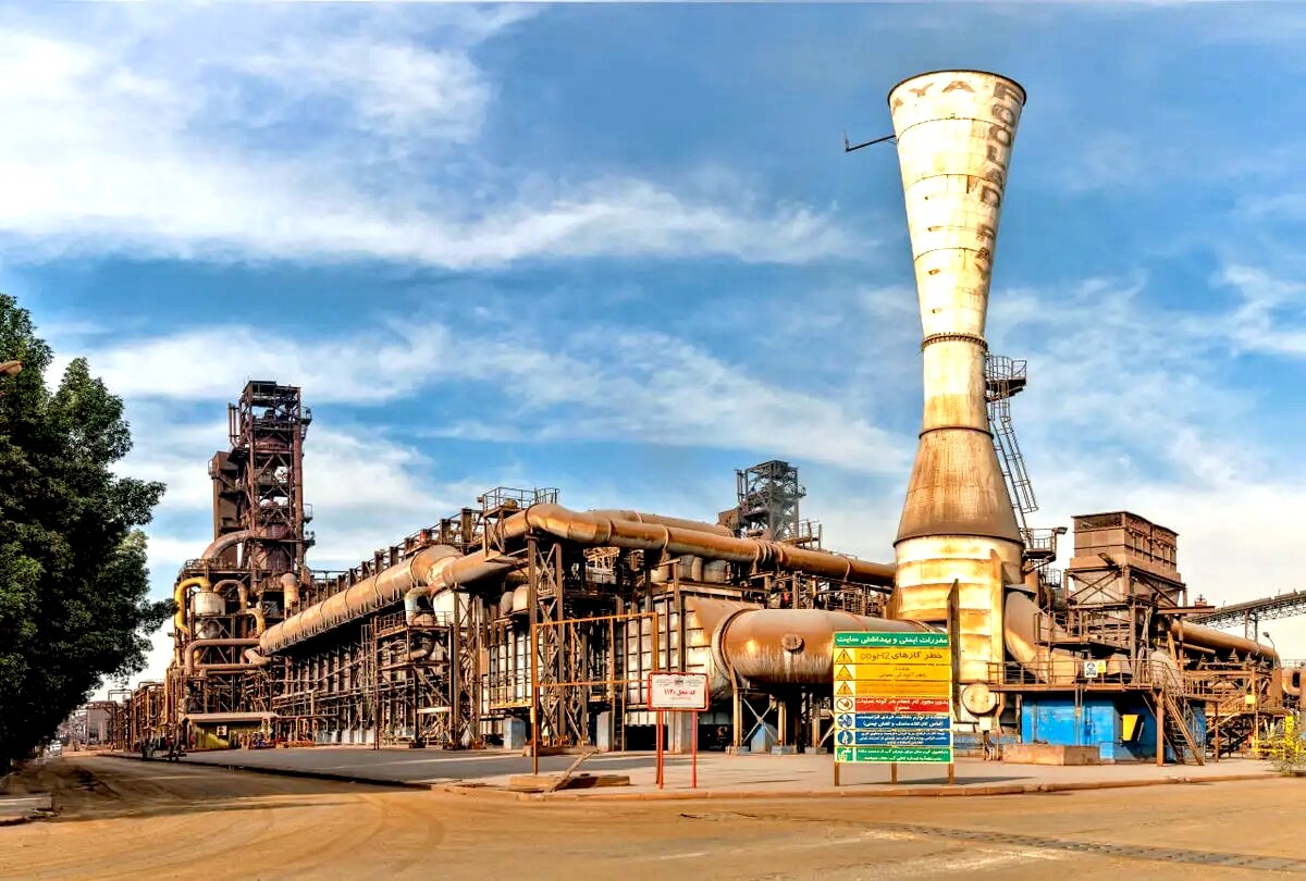 ثبت رکوردهای تولید فولاد هرمزگان در فروردین‌ماه ۱۴۰۴