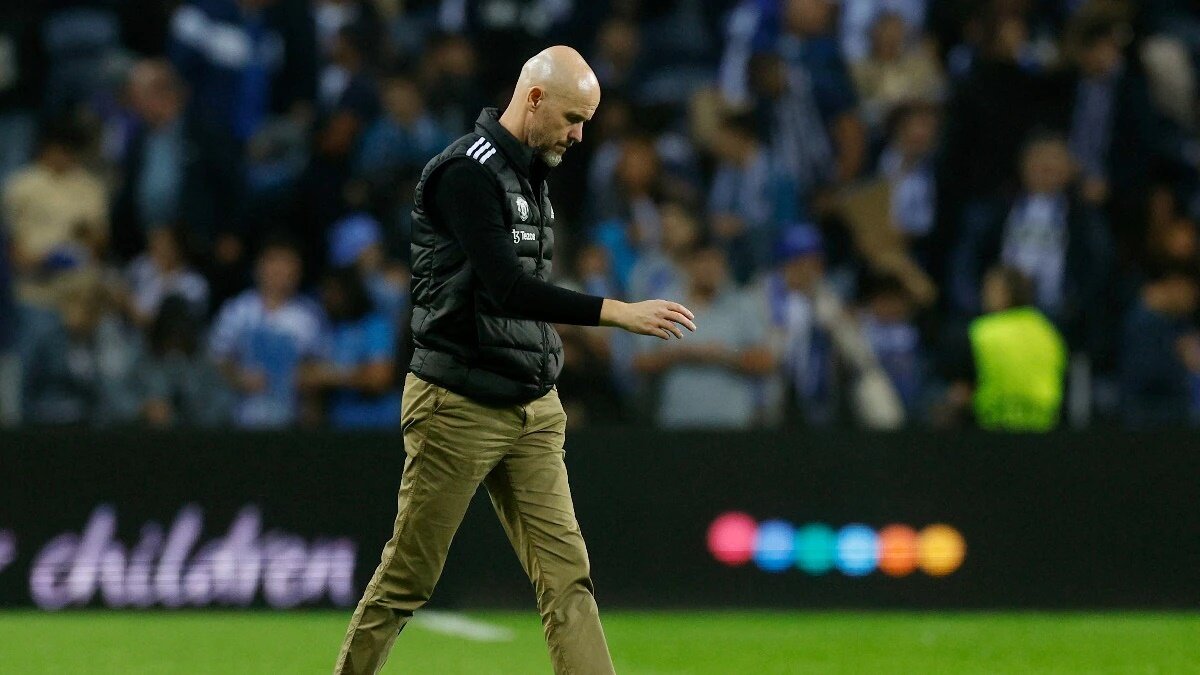 نیمکت داغ شیاطین‌سرخ؛ تن‌هاخ می‌رود و رود جانشین او می‌شود؟