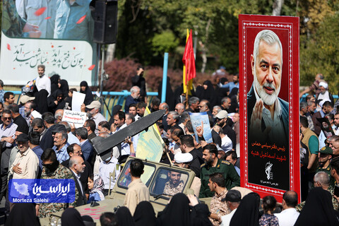 آئین تشییع و خاکسپاری سرلشکر شهید عباس نیلفروشان در اصفهان