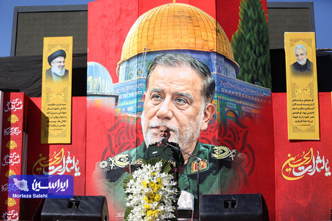 آئین تشییع و خاکسپاری سرلشکر شهید عباس نیلفروشان در اصفهان