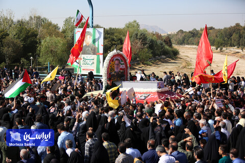 آئین تشییع و خاکسپاری سرلشکر شهید عباس نیلفروشان در اصفهان