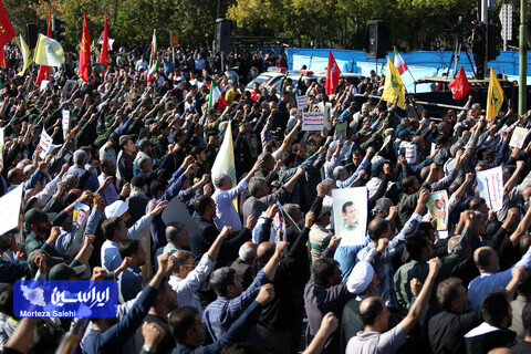 آئین تشییع و خاکسپاری سرلشکر شهید عباس نیلفروشان در اصفهان