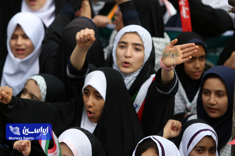 راهپیمایی 13 آبان