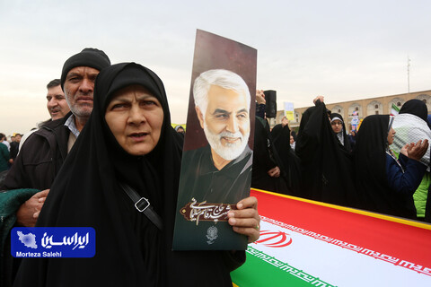 راهپیمایی 13 آبان