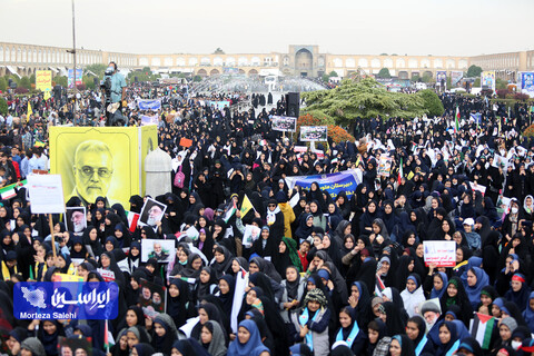 راهپیمایی 13 آبان