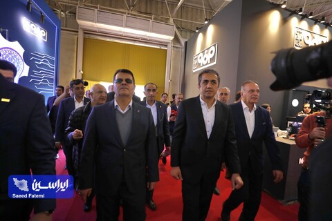 رئیس هیات عامل ایمیدرو از سالن اختصاصی فولاد مبارکه بازدید کرد