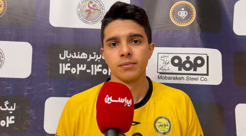 اشتباهات فردی مقابل کازرون داشتیم