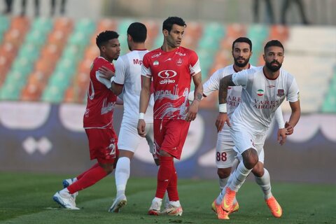 پرسپولیس به قعرنشین لیگ برتر باخت