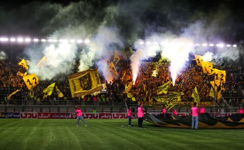 باشگاه سپاهان پیگیر لغو محرومیت هواداران شد