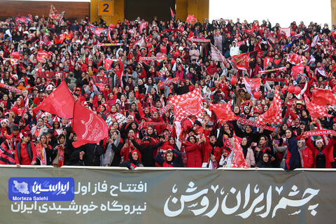 چشم ایران روشن؛ بازتاب افتتاح فاز اول بزرگترین نیروگاه خورشیدی ایران در ورزشگاه نقش جهان