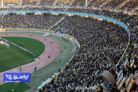 چشم ایران روشن؛ بازتاب افتتاح فاز اول بزرگترین نیروگاه خورشیدی ایران در ورزشگاه نقش جهان
