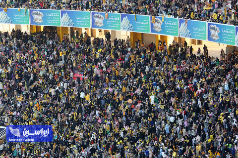 چشم ایران روشن؛ بازتاب افتتاح فاز اول بزرگترین نیروگاه خورشیدی ایران در ورزشگاه نقش جهان