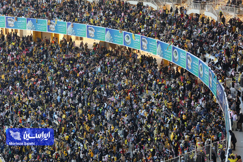 چشم ایران روشن؛ بازتاب افتتاح فاز اول بزرگترین نیروگاه خورشیدی ایران در ورزشگاه نقش جهان