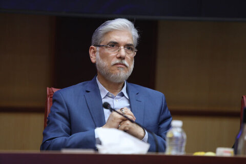 باید زبان نسل جدید را متوجه شد