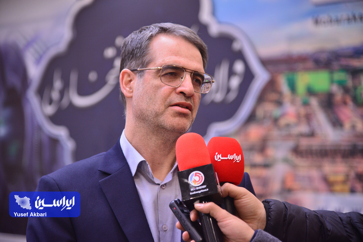 نیروگاه خورشیدی فولاد مبارکه مجهز به آخرین فناوری‌های روز دنیا برای ایجاد حداکثر بازده برق است