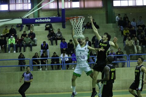 ذوبی‌ها مرحله گروهی لیگ برتر بسکتبال را با شکست تمام کردند