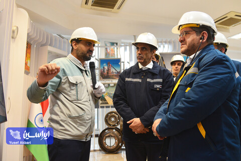 بازدید مدیرعامل شرکت راه آهن جمهوری اسلامی ایران از خطوط تولید فولاد مبارکه