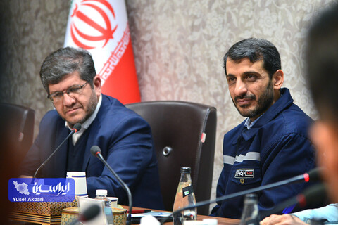 نشست صمیمانه مدیرعامل و معاونین شرکت فولاد مبارکه با مدیرعامل شرکت راه آهن جمهوری اسلامی ایران و هیئت همراه